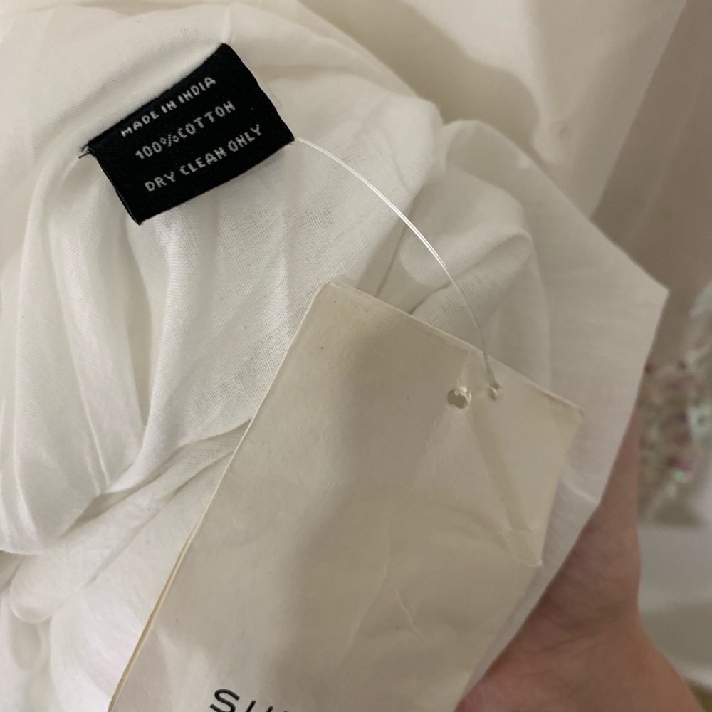Suno Flower Sequin White Dress - Picture 8 of 8